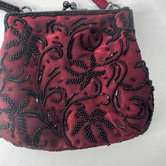 Cache Women's Red & Black Beaded Clutch Purse Evening Hand Bag Crossbody - Picture 2 of 6